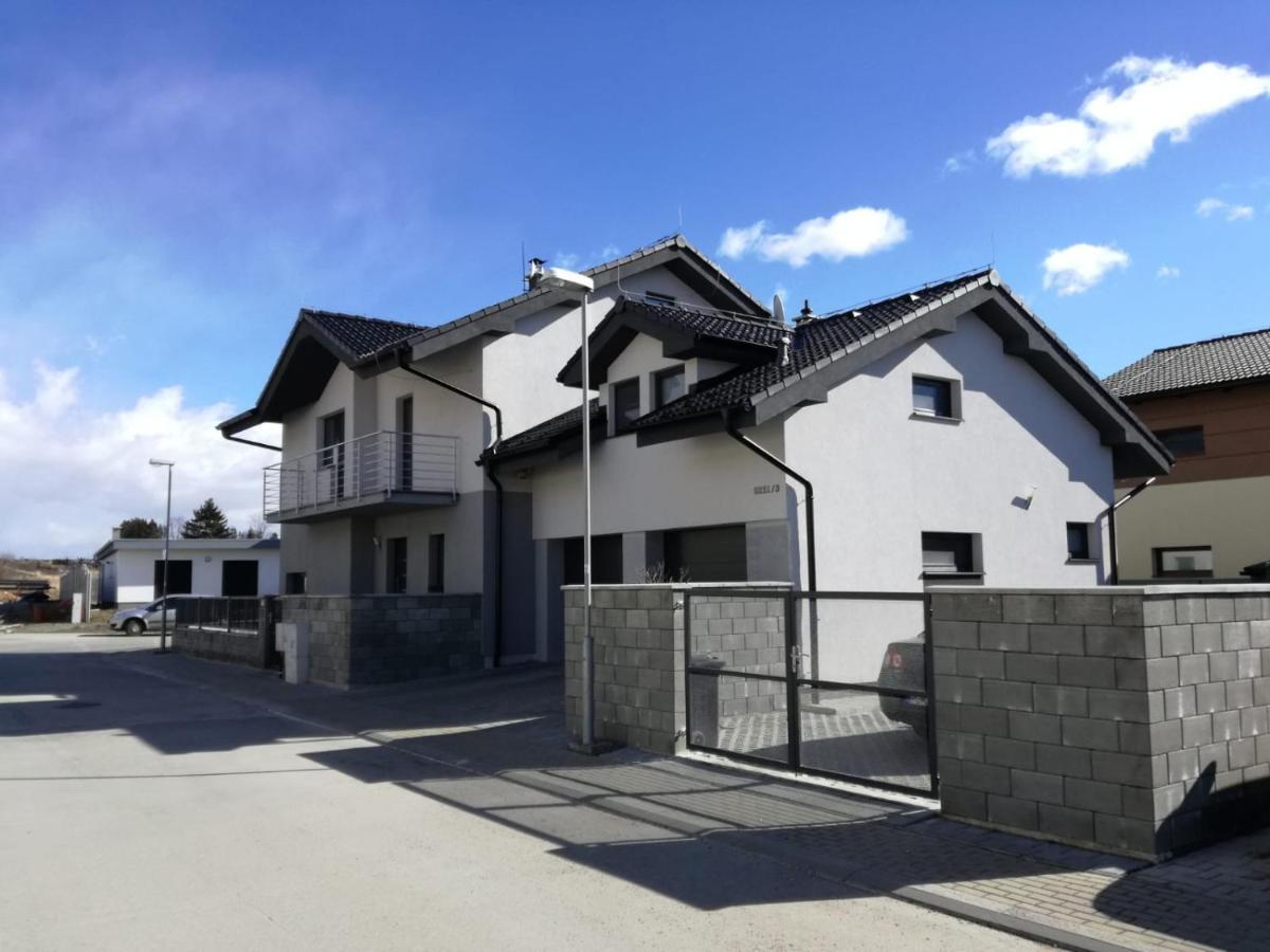 Apartmán Tatry-Poprad Exterior foto